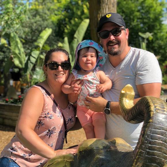 Meet your Posher, Pamela - Picture 1 of 1